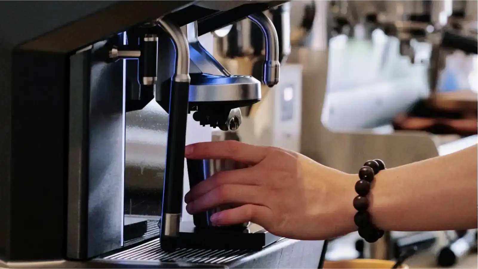 An automated espresso system ensuring consistency despite staff changes